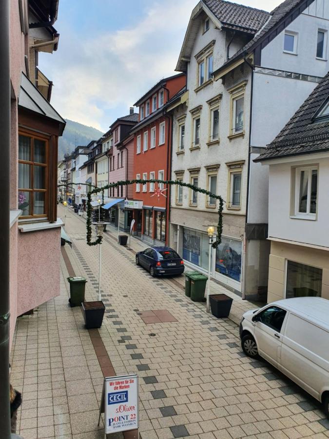 Ferienwohnung Nina Direkt In Zentrum Bad Wildbad Zewnętrze zdjęcie